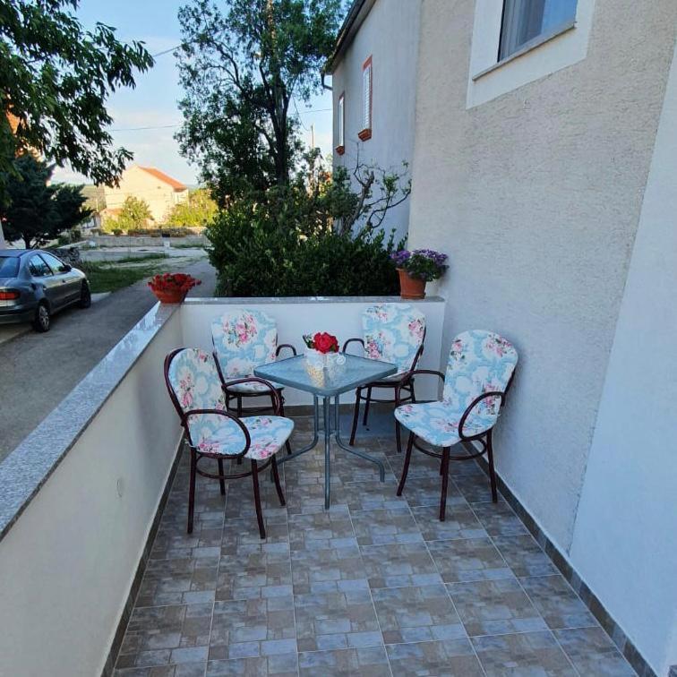 Sonkovic Apartment Fran מראה חיצוני תמונה