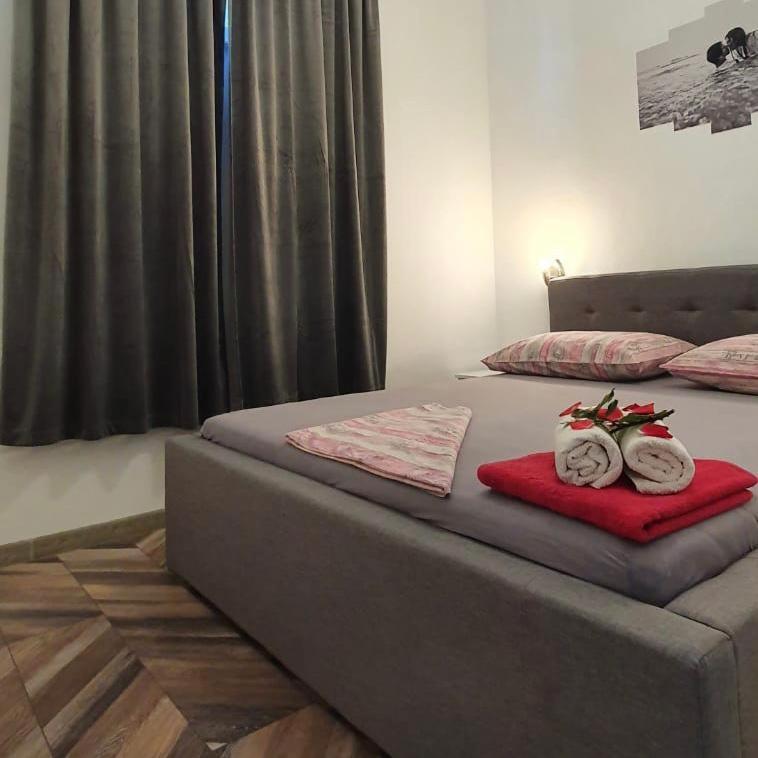 Sonkovic Apartment Fran מראה חיצוני תמונה